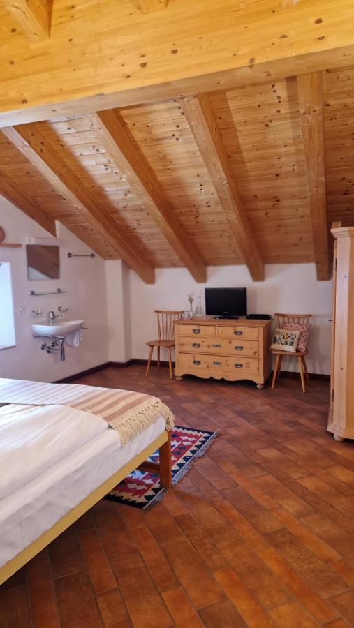자메단 Weisses Kreuz - Crusch Alva B&B 외부 사진