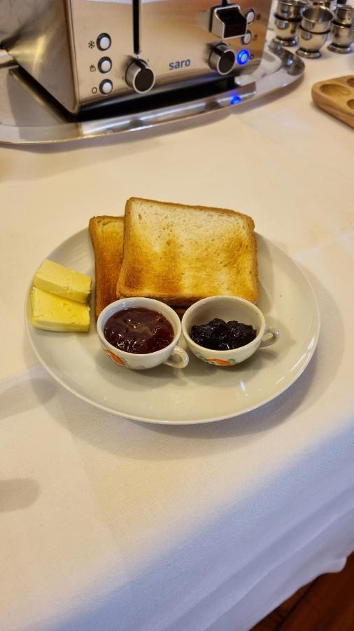 자메단 Weisses Kreuz - Crusch Alva B&B 외부 사진