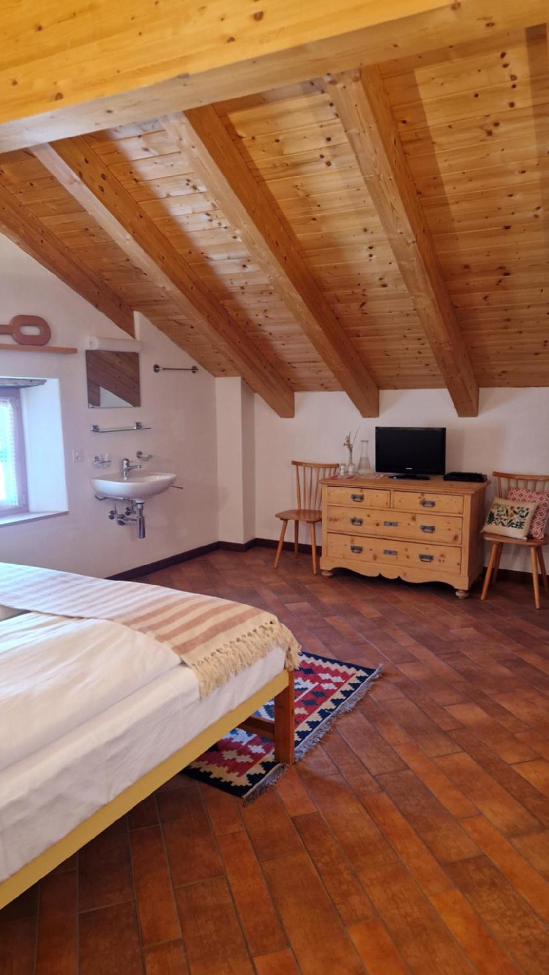 자메단 Weisses Kreuz - Crusch Alva B&B 외부 사진